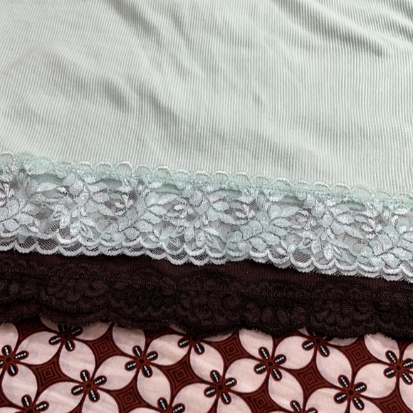 Lace Tank Top Bundle - Picture 9 of 10